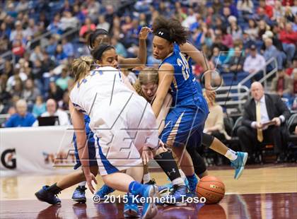 Thumbnail 2 in Sunnyvale vs. Rockdale (UIL 3A Semifinal) photogallery.