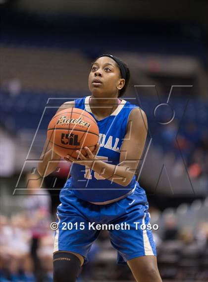 Thumbnail 1 in Sunnyvale vs. Rockdale (UIL 3A Semifinal) photogallery.
