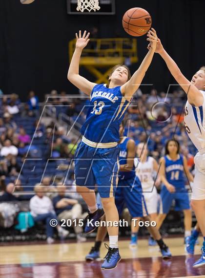 Thumbnail 1 in Sunnyvale vs. Rockdale (UIL 3A Semifinal) photogallery.