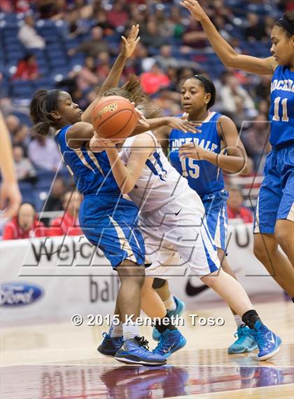 Thumbnail 1 in Sunnyvale vs. Rockdale (UIL 3A Semifinal) photogallery.