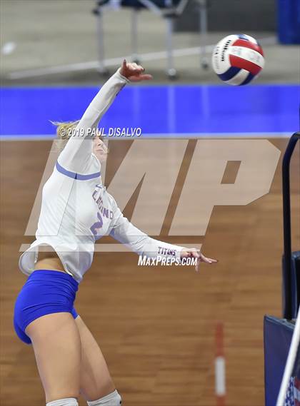 Thumbnail 3 in Chaparral vs. Legend (CHSAA 5A Quarter-Final) photogallery.