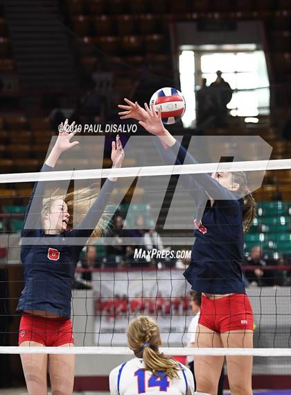 Thumbnail 1 in Chaparral vs. Legend (CHSAA 5A Quarter-Final) photogallery.