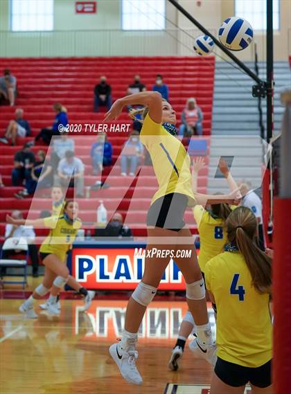 Thumbnail 2 in Greenfield-Central @ Plainfield photogallery.