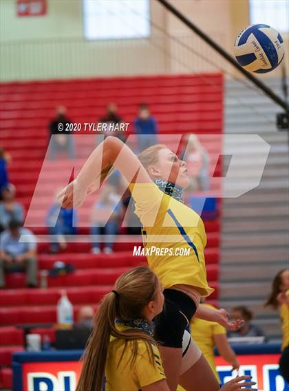 Thumbnail 3 in Greenfield-Central @ Plainfield photogallery.