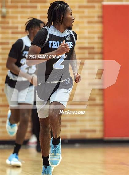 Thumbnail 3 in Ribault @ Raines photogallery.
