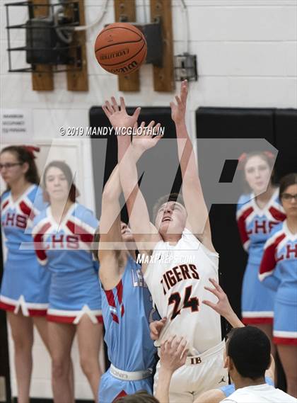 Thumbnail 1 in Lewistown @ Illini Bluffs photogallery.