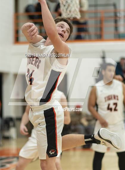 Thumbnail 1 in Lewistown @ Illini Bluffs photogallery.