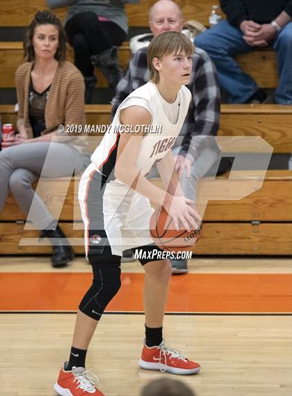 Thumbnail 1 in Lewistown @ Illini Bluffs photogallery.