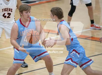 Thumbnail 3 in Lewistown @ Illini Bluffs photogallery.