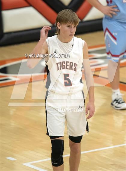 Thumbnail 2 in Lewistown @ Illini Bluffs photogallery.