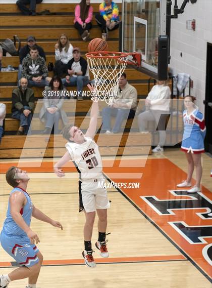 Thumbnail 3 in Lewistown @ Illini Bluffs photogallery.