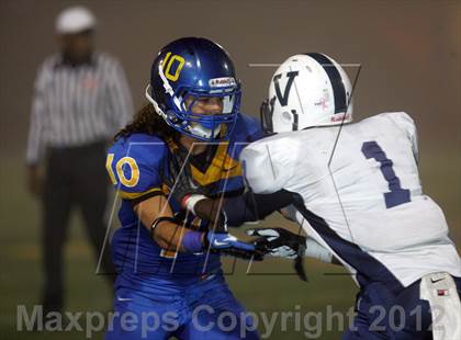 Thumbnail 1 in Venice vs. Crenshaw (CIF LACS Semifinal) photogallery.