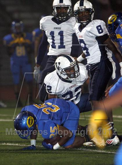 Thumbnail 2 in Venice vs. Crenshaw (CIF LACS Semifinal) photogallery.