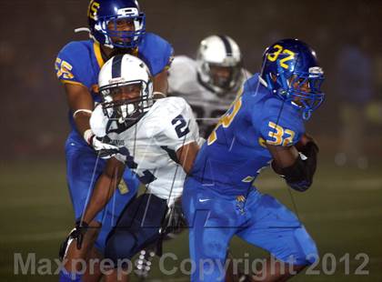Thumbnail 2 in Venice vs. Crenshaw (CIF LACS Semifinal) photogallery.