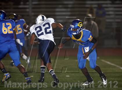 Thumbnail 2 in Venice vs. Crenshaw (CIF LACS Semifinal) photogallery.