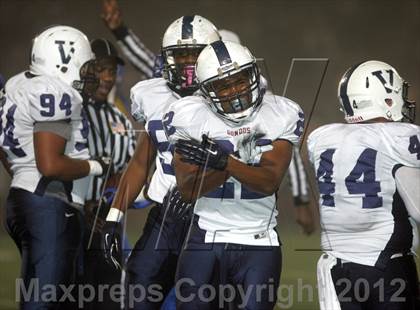 Thumbnail 2 in Venice vs. Crenshaw (CIF LACS Semifinal) photogallery.