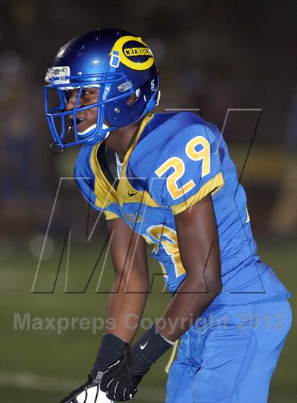 Thumbnail 3 in Venice vs. Crenshaw (CIF LACS Semifinal) photogallery.
