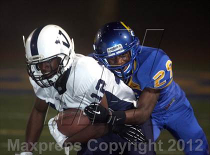 Thumbnail 1 in Venice vs. Crenshaw (CIF LACS Semifinal) photogallery.