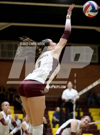 Thumbnail 3 in Rincon/University @ Salpointe Catholic photogallery.