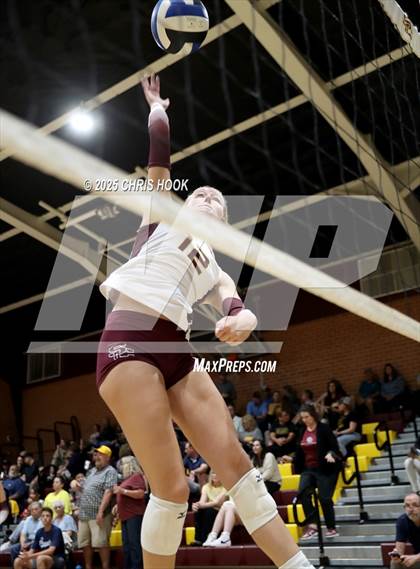Thumbnail 3 in Rincon/University @ Salpointe Catholic photogallery.