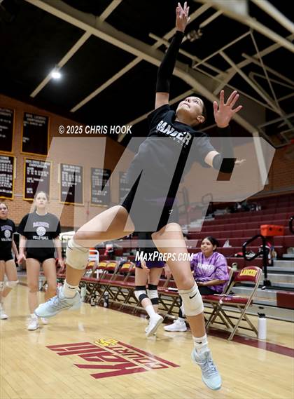 Thumbnail 1 in Rincon/University @ Salpointe Catholic photogallery.