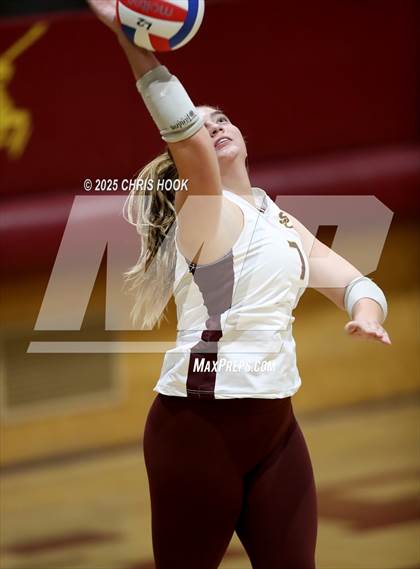 Thumbnail 1 in Rincon/University @ Salpointe Catholic photogallery.