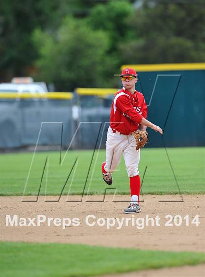 Thumbnail 3 in Rocky Mountain vs. Regis Jesuit (CHSAA 5A State Final) photogallery.