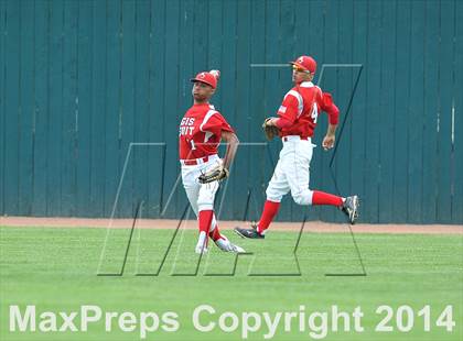 Thumbnail 1 in Rocky Mountain vs. Regis Jesuit (CHSAA 5A State Final) photogallery.