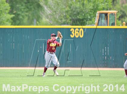 Thumbnail 2 in Rocky Mountain vs. Regis Jesuit (CHSAA 5A State Final) photogallery.