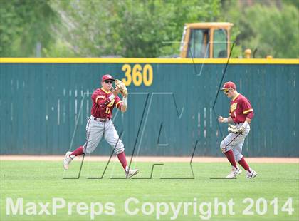 Thumbnail 3 in Rocky Mountain vs. Regis Jesuit (CHSAA 5A State Final) photogallery.
