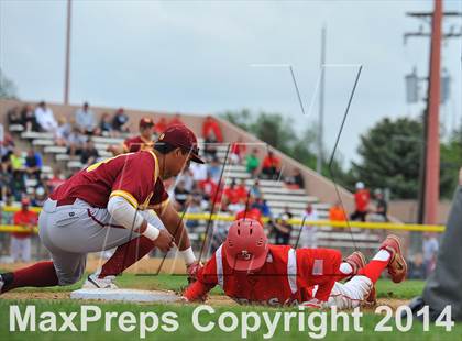 Thumbnail 2 in Rocky Mountain vs. Regis Jesuit (CHSAA 5A State Final) photogallery.