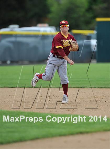Thumbnail 3 in Rocky Mountain vs. Regis Jesuit (CHSAA 5A State Final) photogallery.
