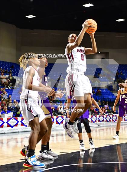 Thumbnail 2 in Earle vs. England (AAA 2A State Final) photogallery.
