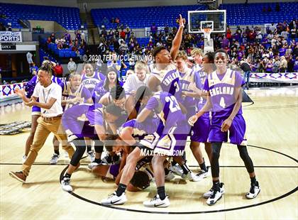 Thumbnail 2 in Earle vs. England (AAA 2A State Final) photogallery.