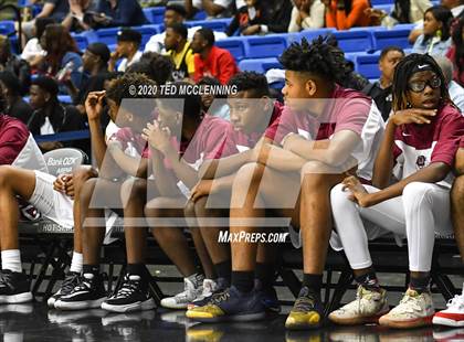 Thumbnail 2 in Earle vs. England (AAA 2A State Final) photogallery.