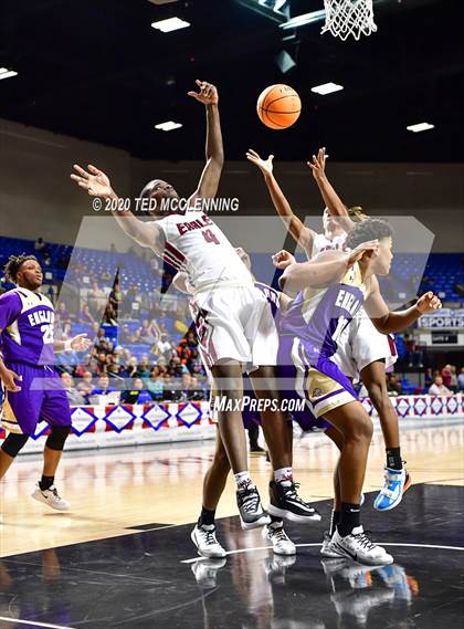 Thumbnail 2 in Earle vs. England (AAA 2A State Final) photogallery.