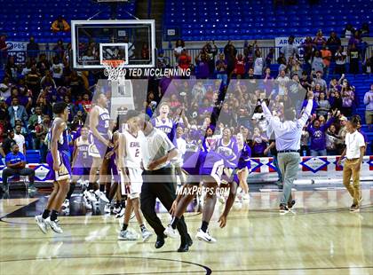 Thumbnail 1 in Earle vs. England (AAA 2A State Final) photogallery.