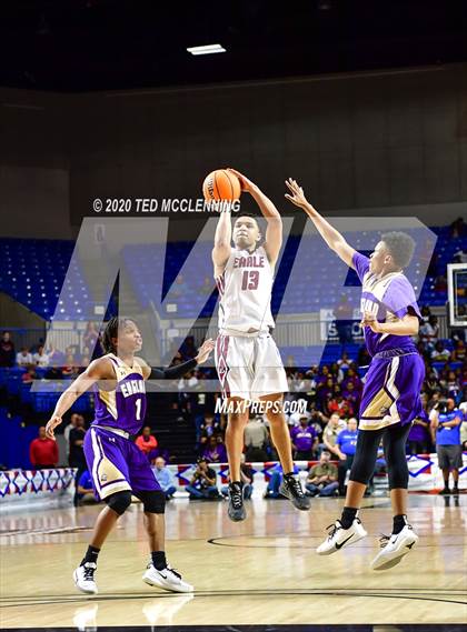 Thumbnail 2 in Earle vs. England (AAA 2A State Final) photogallery.