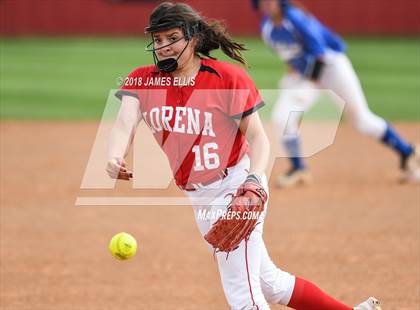 Thumbnail 3 in Lorena vs. Robinson photogallery.