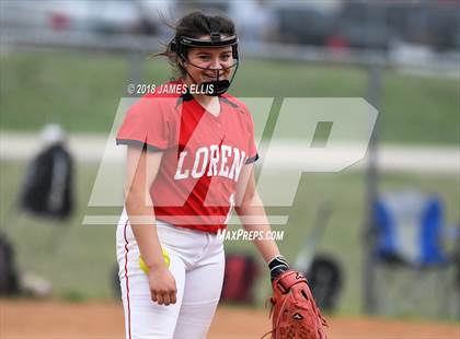 Thumbnail 2 in Lorena vs. Robinson photogallery.