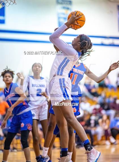 Thumbnail 1 in Whiteville vs. St. Pauls (NCHSAA 2A - Third Round) photogallery.