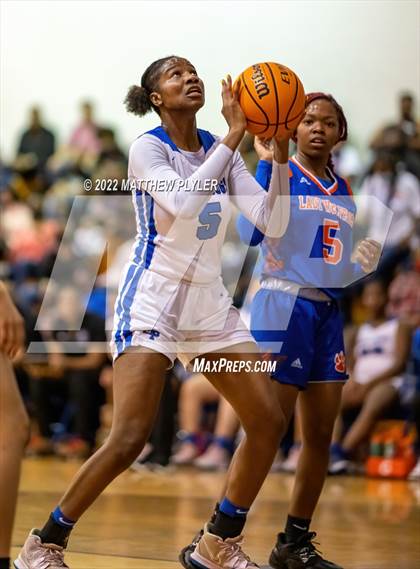 Thumbnail 1 in Whiteville vs. St. Pauls (NCHSAA 2A - Third Round) photogallery.
