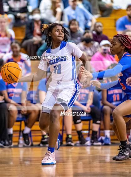 Thumbnail 2 in Whiteville vs. St. Pauls (NCHSAA 2A - Third Round) photogallery.