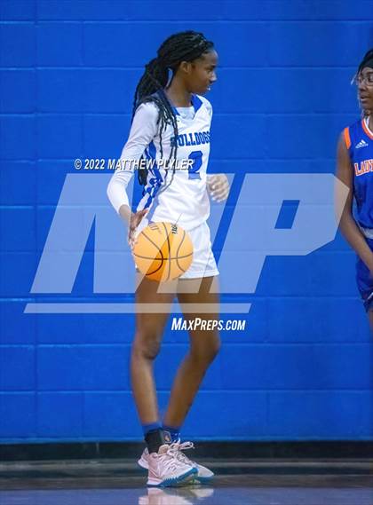 Thumbnail 2 in Whiteville vs. St. Pauls (NCHSAA 2A - Third Round) photogallery.
