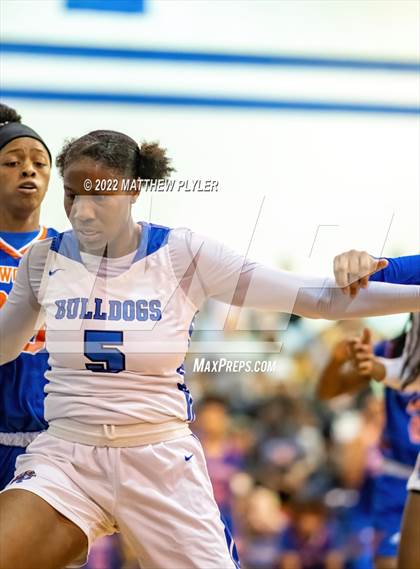 Thumbnail 2 in Whiteville vs. St. Pauls (NCHSAA 2A - Third Round) photogallery.