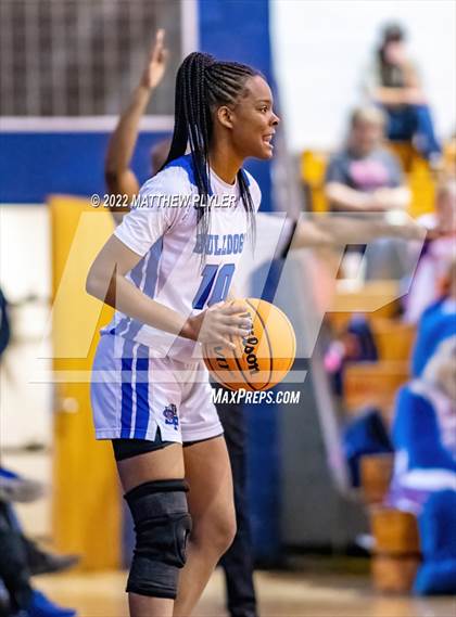 Thumbnail 3 in Whiteville vs. St. Pauls (NCHSAA 2A - Third Round) photogallery.