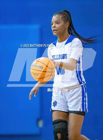 Thumbnail 3 in Whiteville vs. St. Pauls (NCHSAA 2A - Third Round) photogallery.