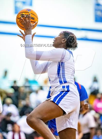 Thumbnail 3 in Whiteville vs. St. Pauls (NCHSAA 2A - Third Round) photogallery.