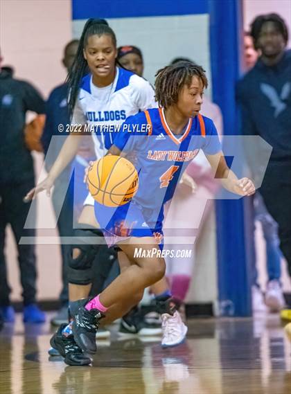 Thumbnail 3 in Whiteville vs. St. Pauls (NCHSAA 2A - Third Round) photogallery.