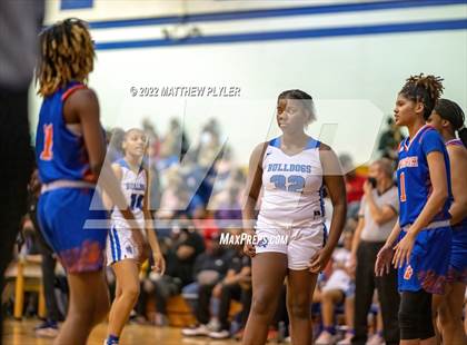 Thumbnail 2 in Whiteville vs. St. Pauls (NCHSAA 2A - Third Round) photogallery.